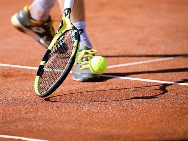 Hướng dẫn cách đánh tennis cho người mới tập