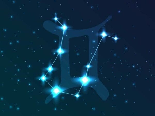 Tiền xếp chật ví cùng con số may mắn Song Tử 13/3/2025