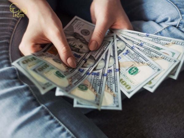 Giải nghĩa nằm mơ thấy mất tiền có điềm gì và cặp số đẹp