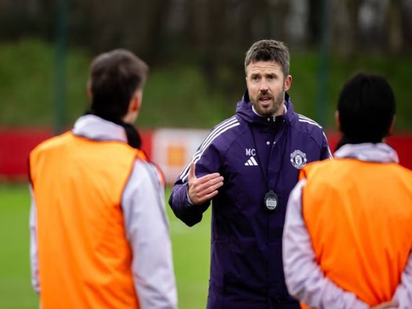 Tin MU: Michael Carrick quyết định phá bỏ quy định cũ ở MU